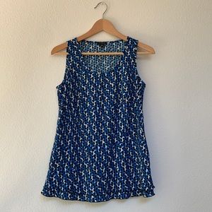 Ann Taylor XS browse tank